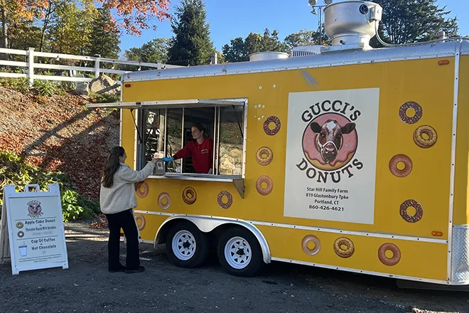 A'Gucci Gourmet Donut Truck at Star Hill Family Farm A'Gucci Gourmet Donut Truck at Star Hill Family Farm